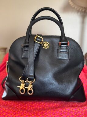Tory Burch Saffiano Robinson Small Dome Satchel black